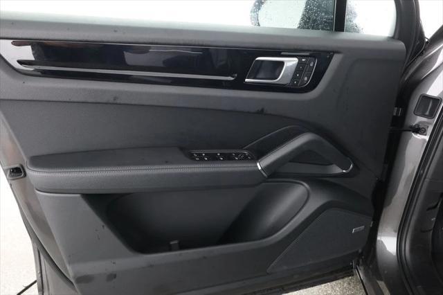 used 2022 Porsche Cayenne E-Hybrid car, priced at $59,995