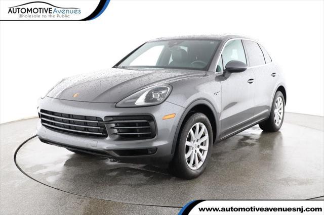 used 2022 Porsche Cayenne E-Hybrid car, priced at $59,995