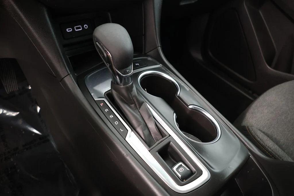 used 2024 Chevrolet Equinox car, priced at $20,995