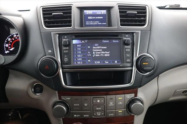 used 2013 Toyota Highlander car, priced at $14,795