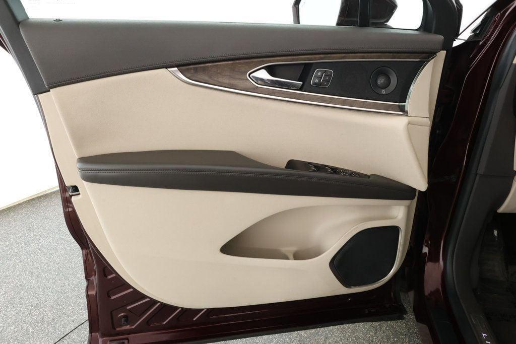 used 2020 Lincoln Nautilus car, priced at $23,495