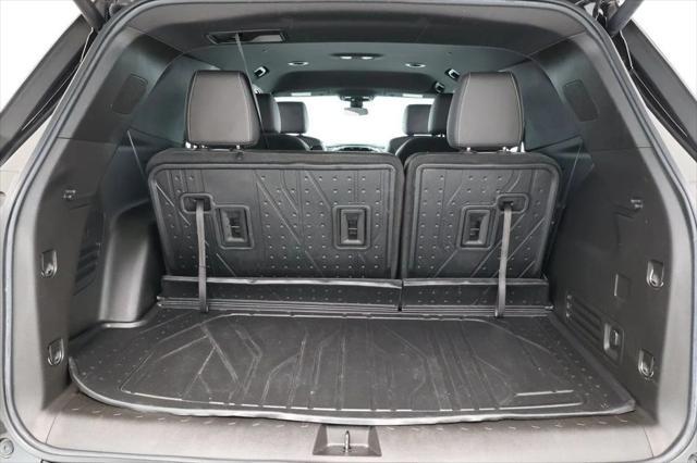 used 2022 Chevrolet Traverse car, priced at $26,495