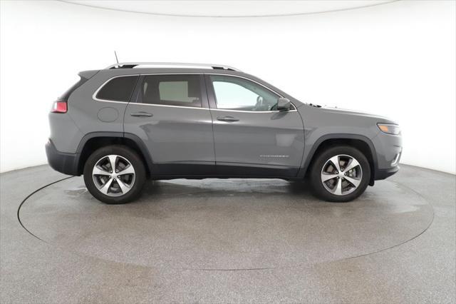used 2020 Jeep Cherokee car, priced at $23,495