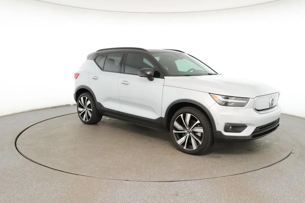 used 2022 Volvo XC40 Recharge Pure Electric car, priced at $23,395
