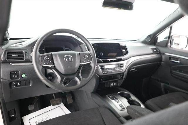 used 2022 Honda Pilot car, priced at $28,195