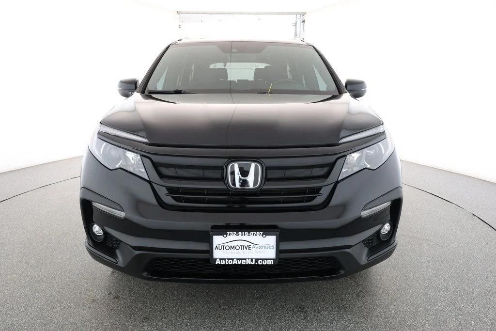 used 2022 Honda Pilot car, priced at $30,995