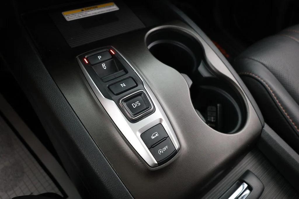 used 2022 Honda Pilot car, priced at $30,995