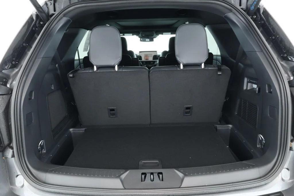 used 2025 Ford Explorer car, priced at $52,995
