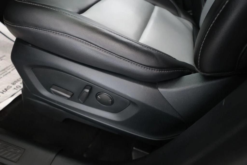 used 2022 Ford Explorer car, priced at $27,995