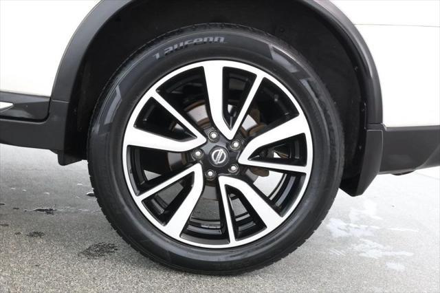 used 2019 Nissan Rogue car, priced at $13,995