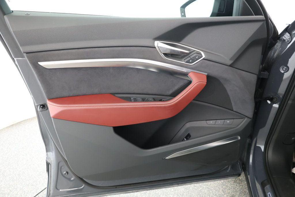 used 2024 Audi SQ8 car, priced at $51,995