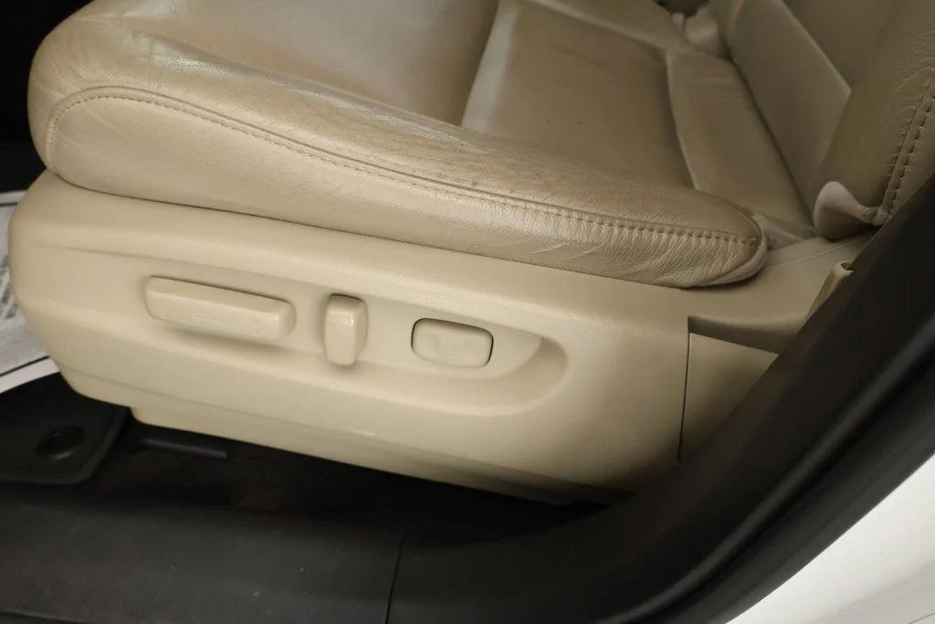 used 2018 Acura MDX car, priced at $25,495