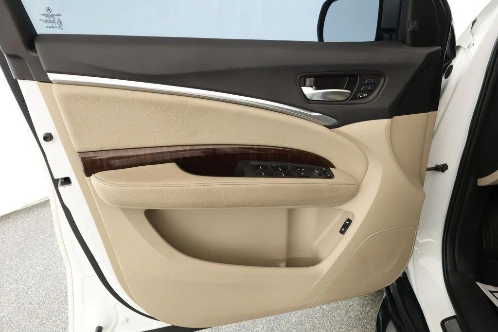 used 2018 Acura MDX car, priced at $25,495