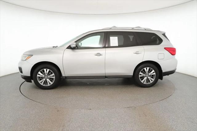 used 2020 Nissan Pathfinder car, priced at $17,495