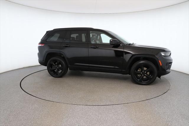 used 2023 Jeep Grand Cherokee car, priced at $31,995