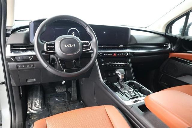 used 2023 Kia Carnival car, priced at $35,495