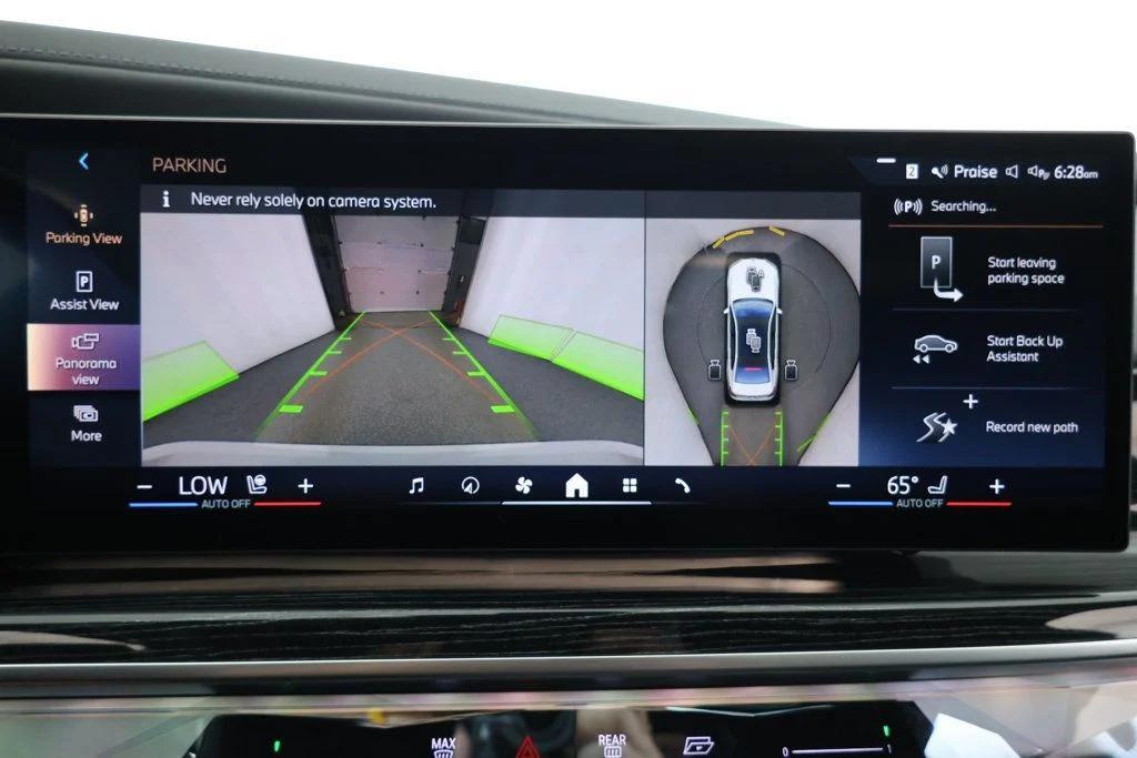 used 2024 BMW i7 car, priced at $73,995