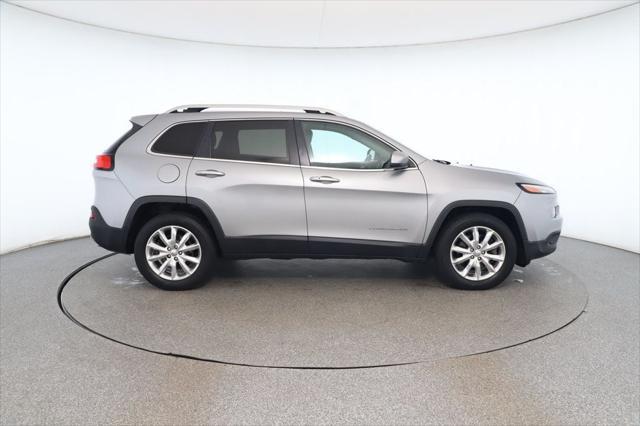 used 2016 Jeep Cherokee car, priced at $9,995