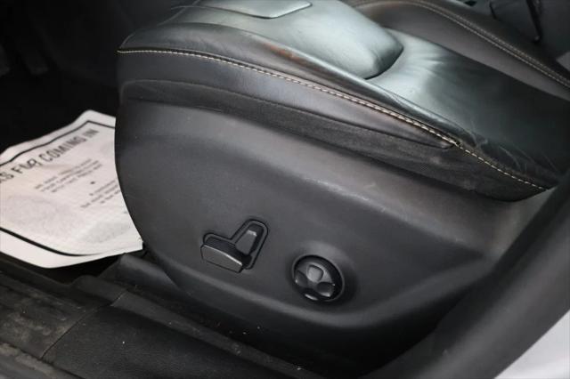 used 2016 Jeep Cherokee car, priced at $9,995