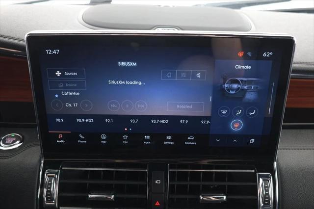 used 2022 Lincoln Navigator car, priced at $43,995