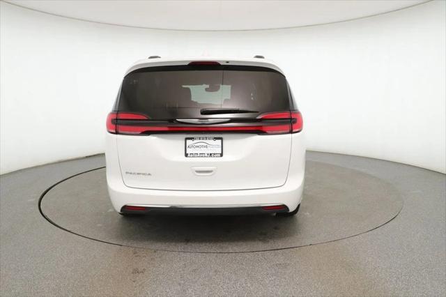 used 2022 Chrysler Pacifica car, priced at $18,495