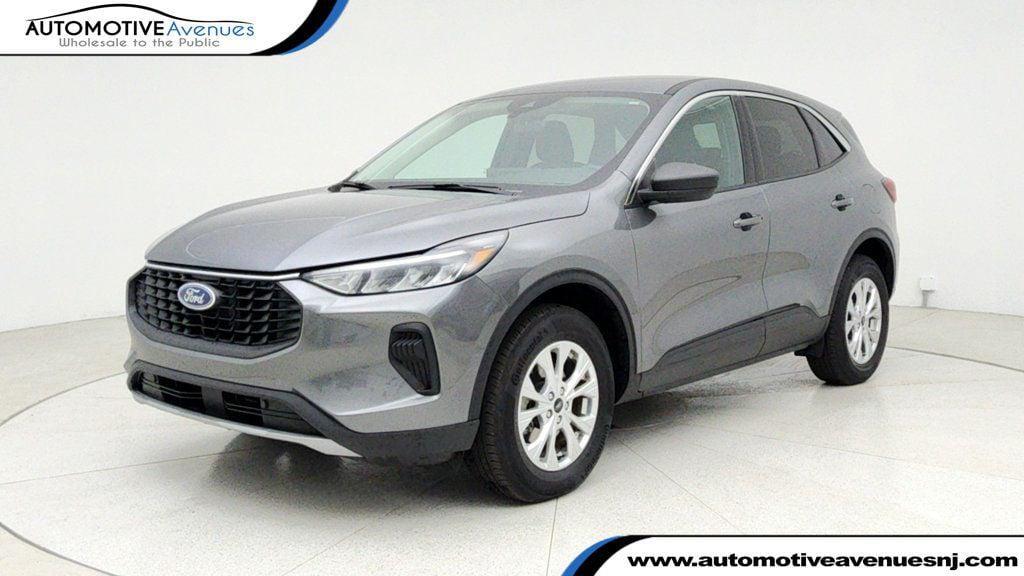used 2024 Ford Escape car, priced at $21,495