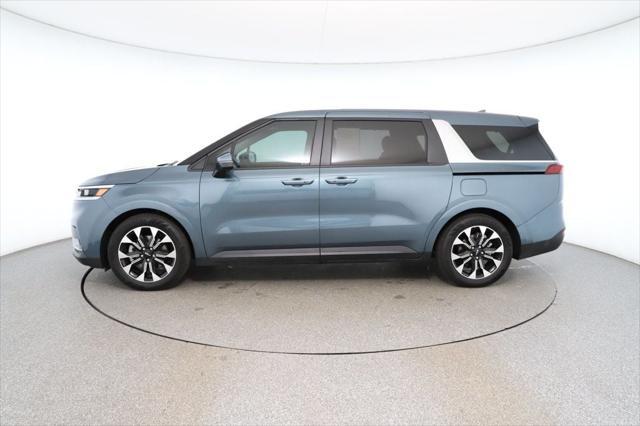 used 2024 Kia Carnival car, priced at $33,995