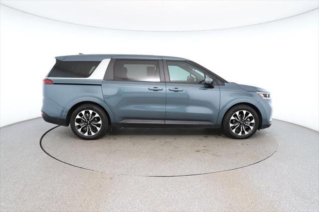 used 2024 Kia Carnival car, priced at $33,995