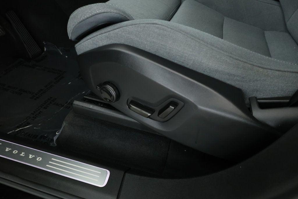 used 2020 Volvo XC90 car, priced at $27,495