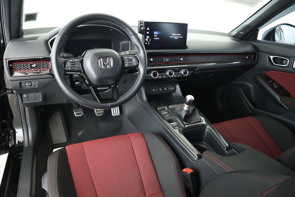 used 2025 Honda Civic Si car, priced at $28,995