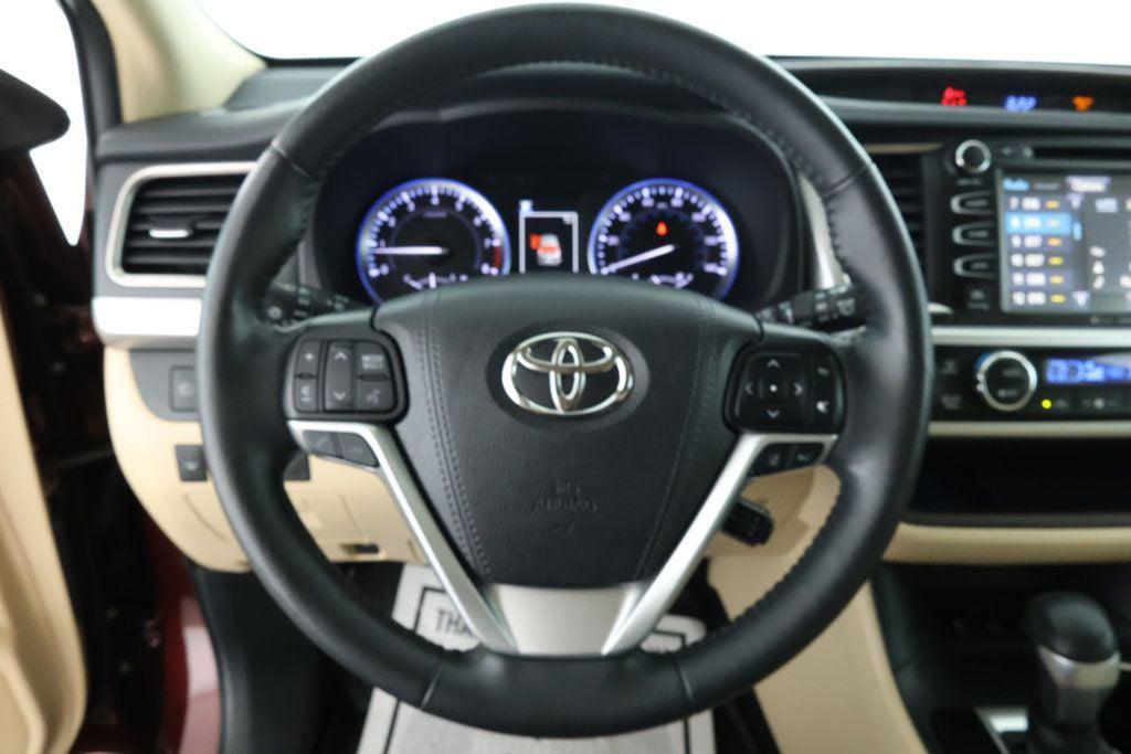 used 2019 Toyota Highlander car, priced at $30,795