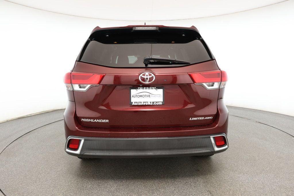 used 2019 Toyota Highlander car, priced at $30,795