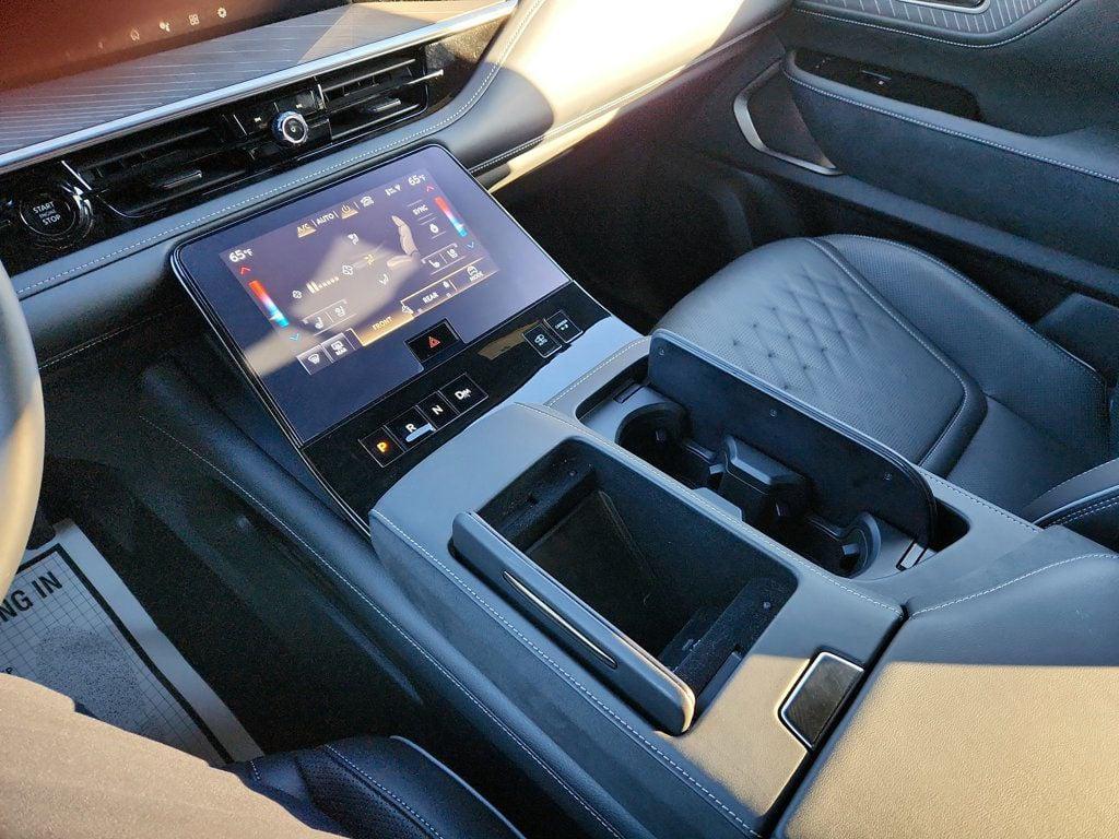 used 2025 INFINITI QX80 car, priced at $80,495