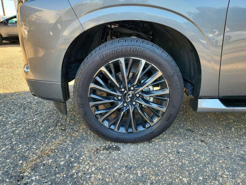 used 2025 INFINITI QX80 car, priced at $80,495