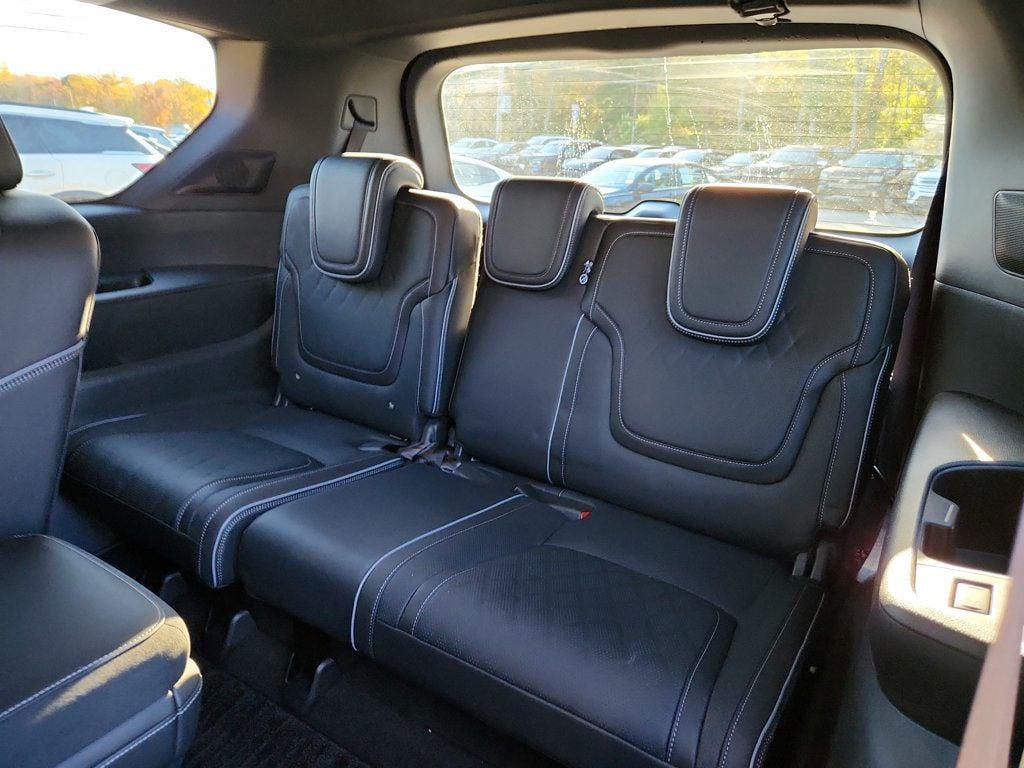 used 2025 INFINITI QX80 car, priced at $80,495