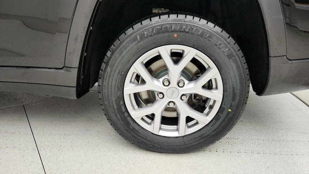 used 2021 Jeep Grand Cherokee L car, priced at $24,495