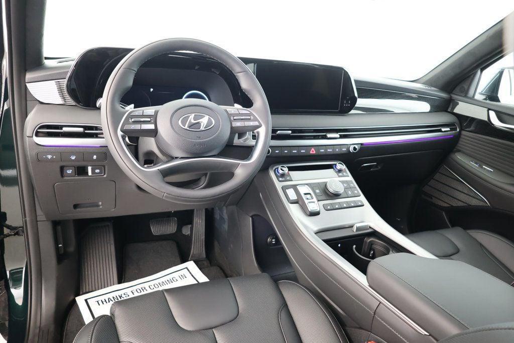 used 2025 Hyundai Palisade car, priced at $44,995