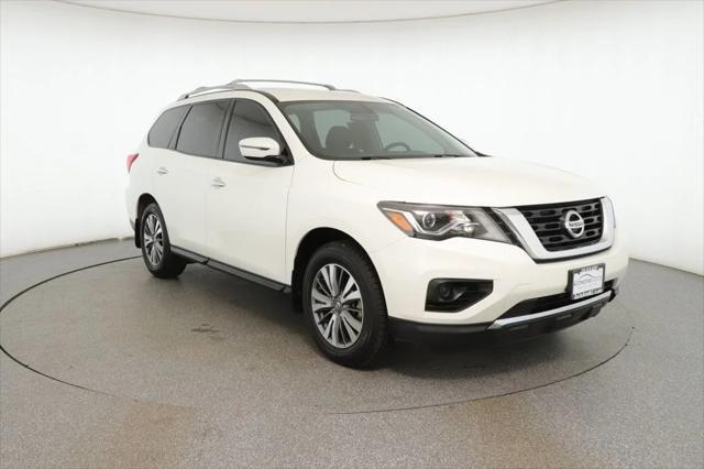 used 2020 Nissan Pathfinder car, priced at $15,995