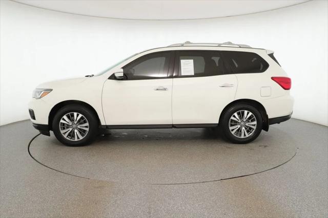 used 2020 Nissan Pathfinder car, priced at $15,995