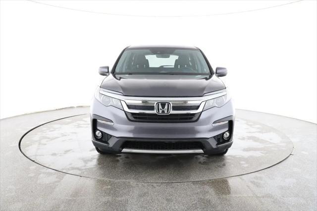 used 2022 Honda Pilot car, priced at $29,995