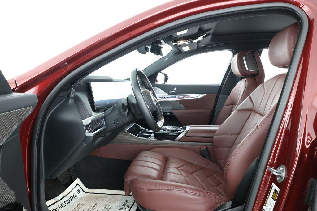 used 2024 BMW i7 car, priced at $72,295
