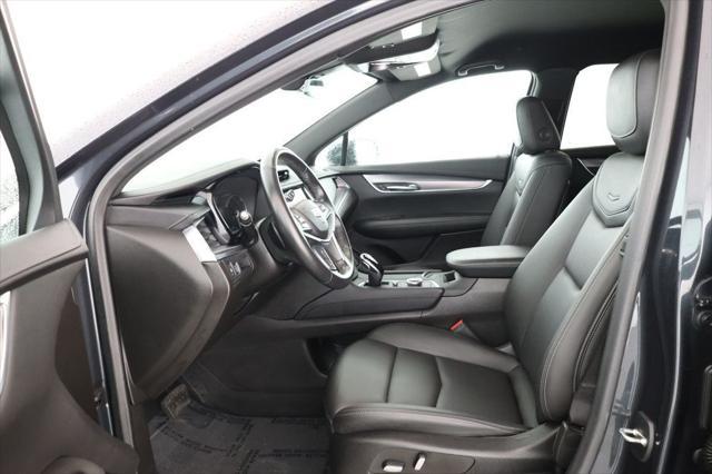 used 2022 Cadillac XT5 car, priced at $25,295