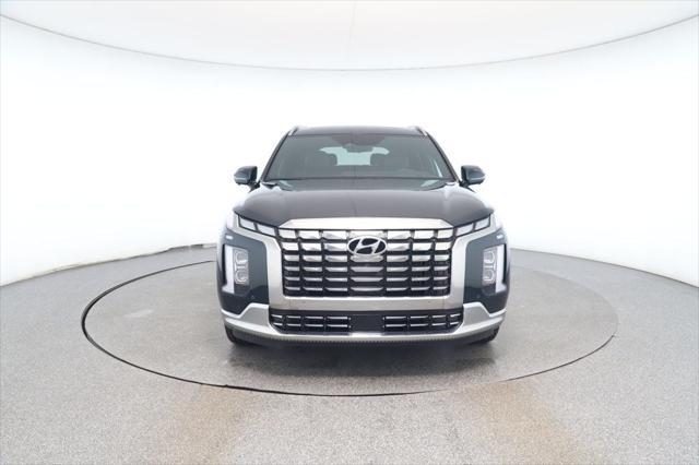 used 2025 Hyundai Palisade car, priced at $47,995