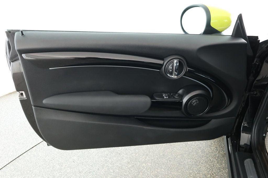 used 2023 MINI Hardtop car, priced at $21,995