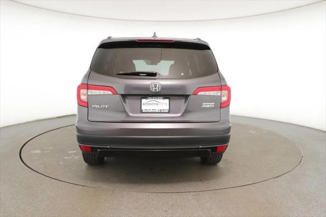 used 2022 Honda Pilot car, priced at $27,495