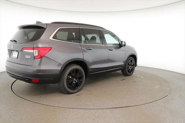 used 2022 Honda Pilot car, priced at $27,495