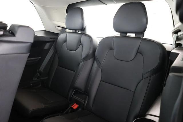 used 2020 Volvo XC90 car, priced at $25,995