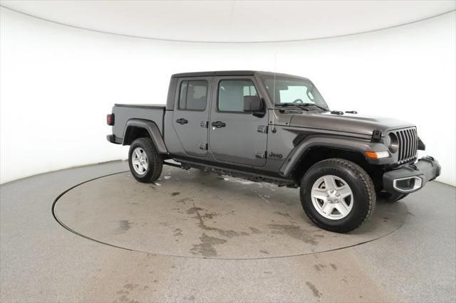 used 2020 Jeep Gladiator car, priced at $25,595