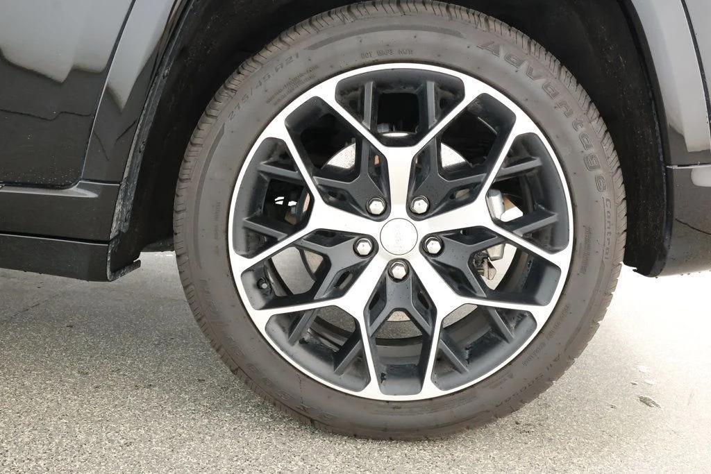 used 2022 Jeep Grand Cherokee 4xe car, priced at $31,795