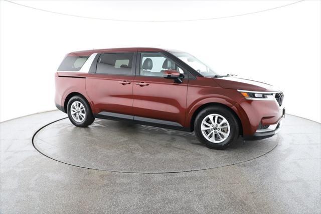 used 2022 Kia Carnival car, priced at $20,495